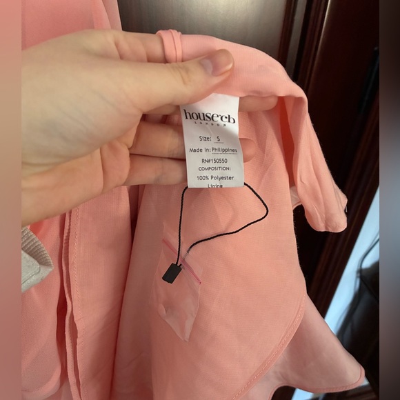 House of CB “Solada” Peach Georgette Halter Sundress - Picture 6 of 6